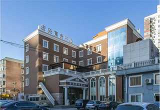 钦州玻璃平开门哪家好